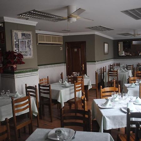 Hostal La Cortijana Logroño Esterno foto