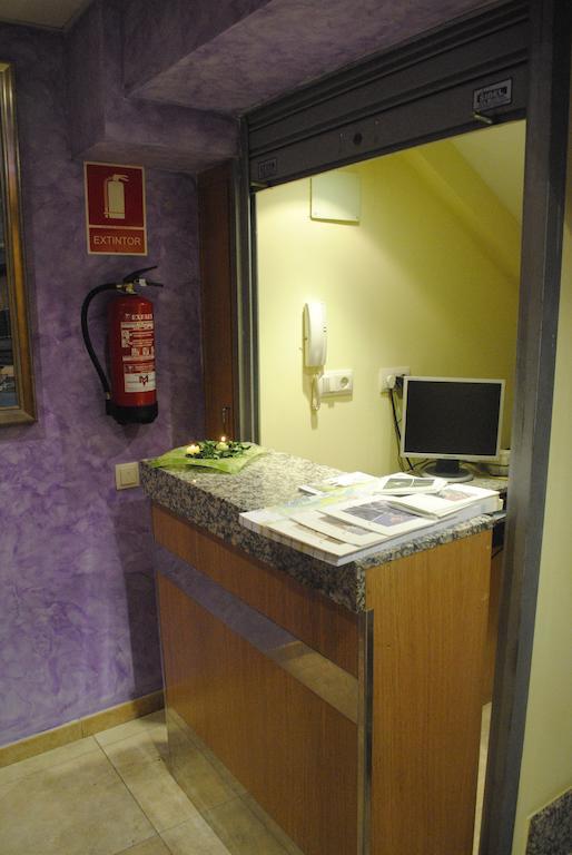 Hostal La Cortijana Logroño Esterno foto