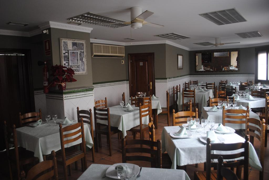 Hostal La Cortijana Logroño Esterno foto
