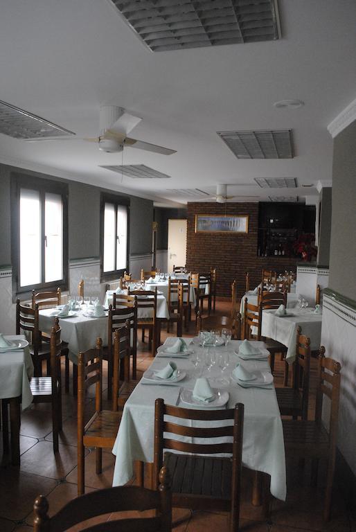 Hostal La Cortijana Logroño Esterno foto